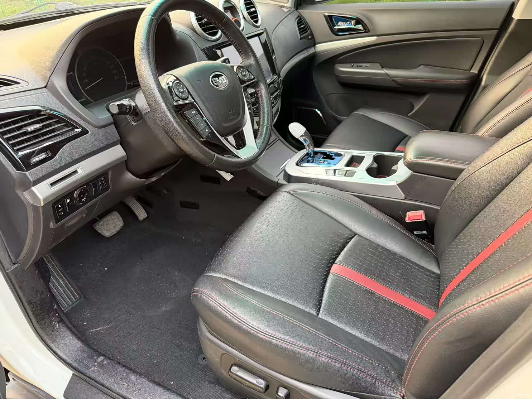 BYD S7, 2015 7