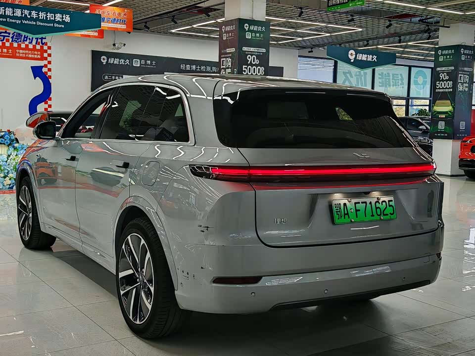 Li Auto Ideal L7