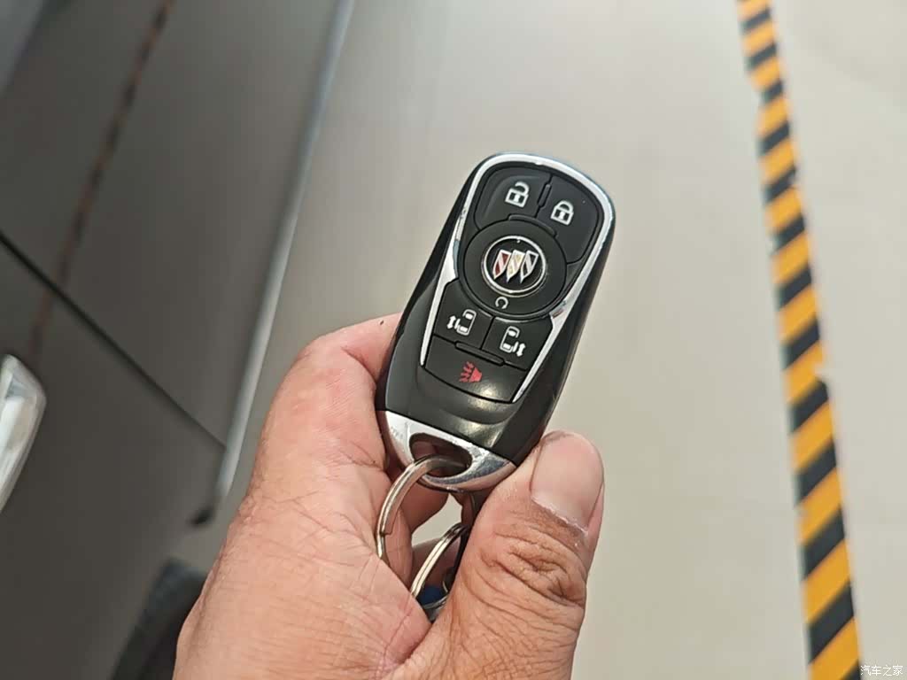 Buick GL8, 2023 17