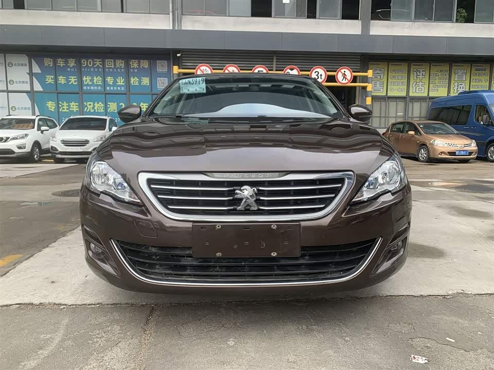 Peugeot 408