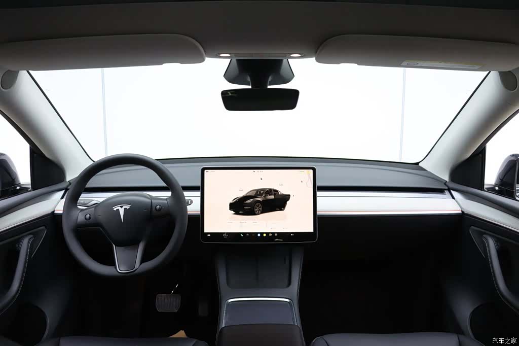 Tesla Model Y, 2024 21
