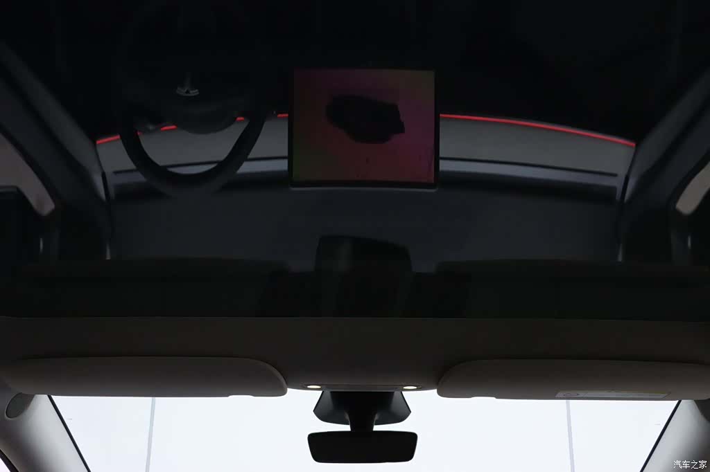 Tesla Model Y, 2024 22