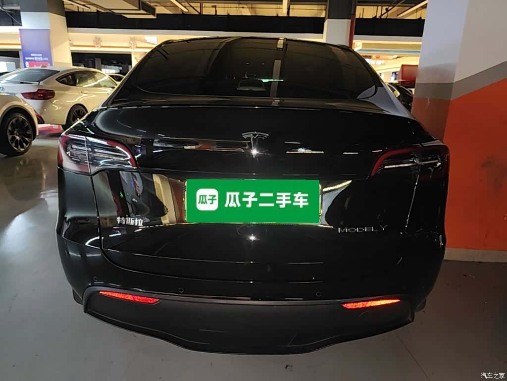 Tesla Model Y, 2023 6