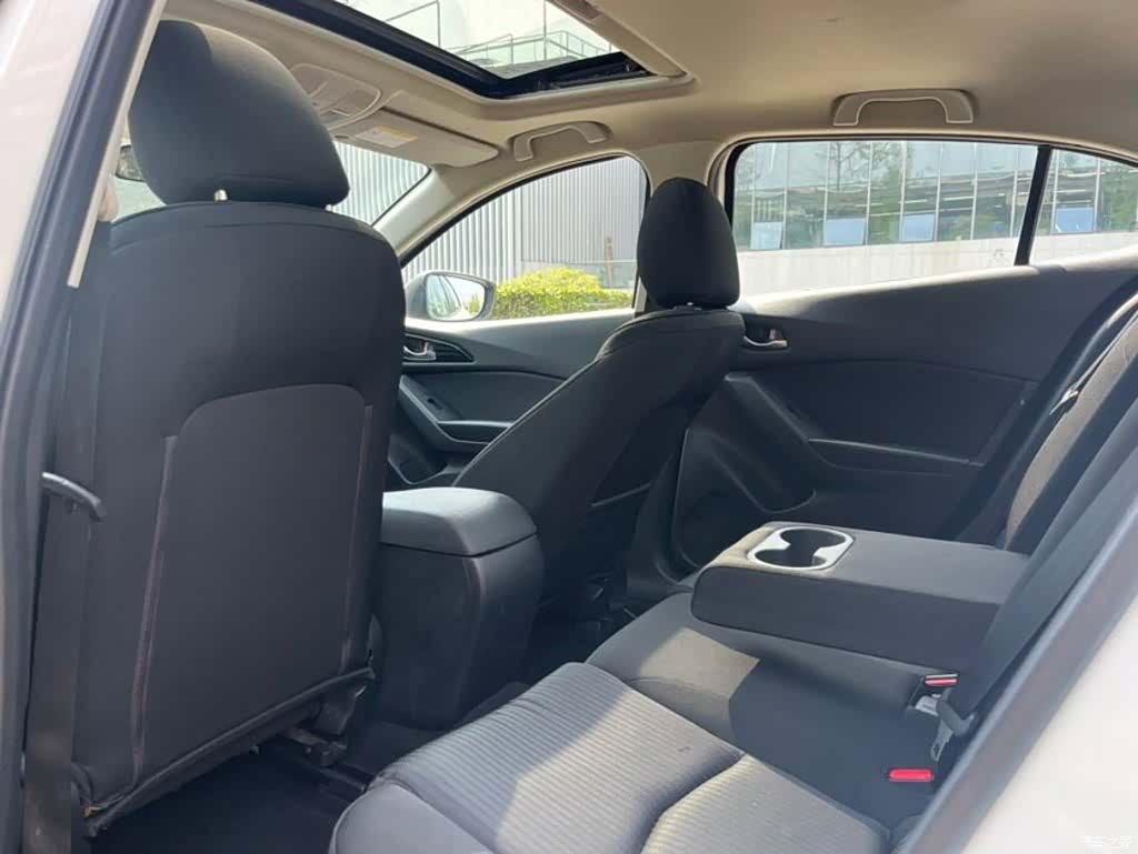 Mazda Mazda3, 2016 все фото