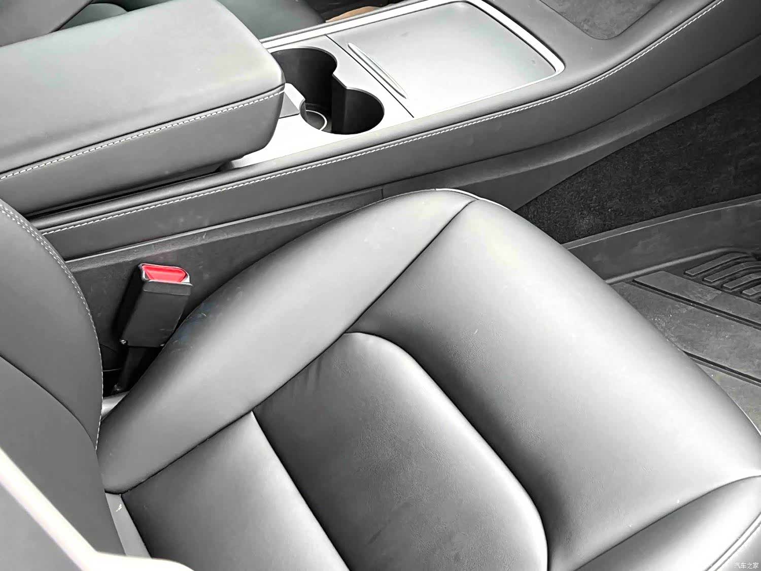 Tesla Model 3, 2023 3