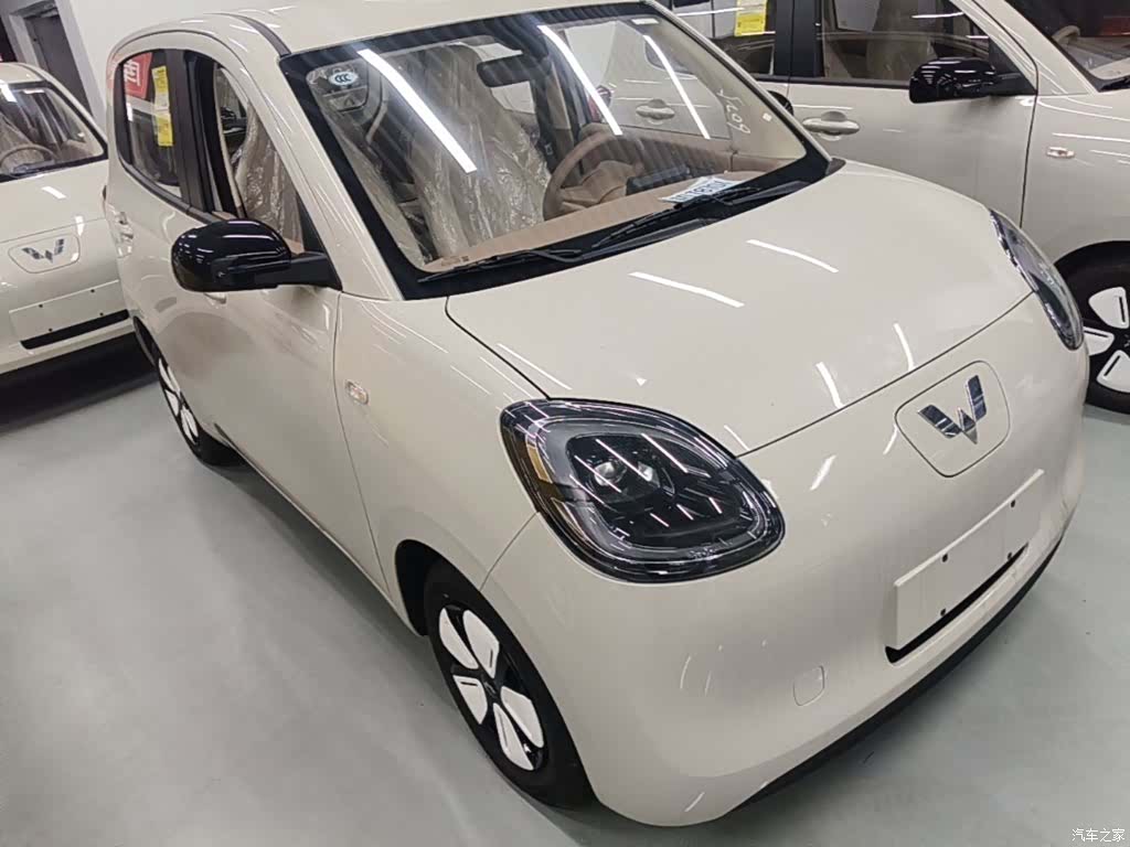 Wuling MINIEV, 2026 4