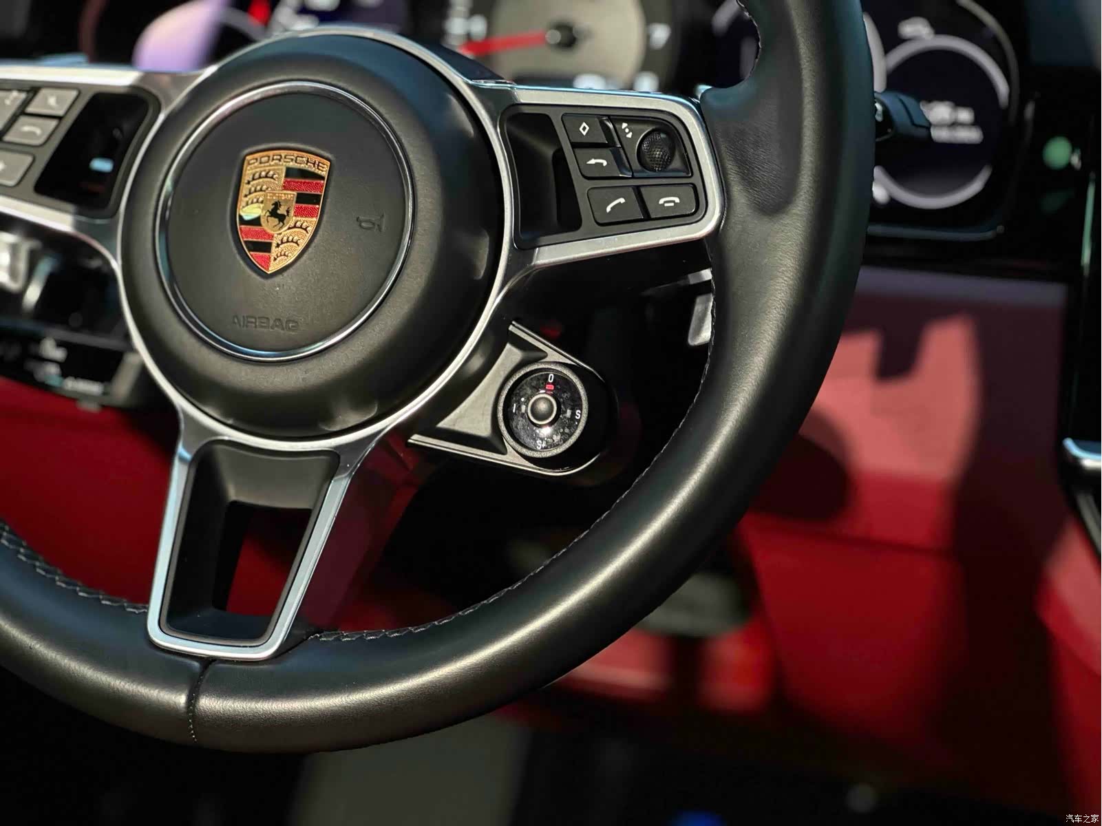 Porsche Cayenne, 2023 18