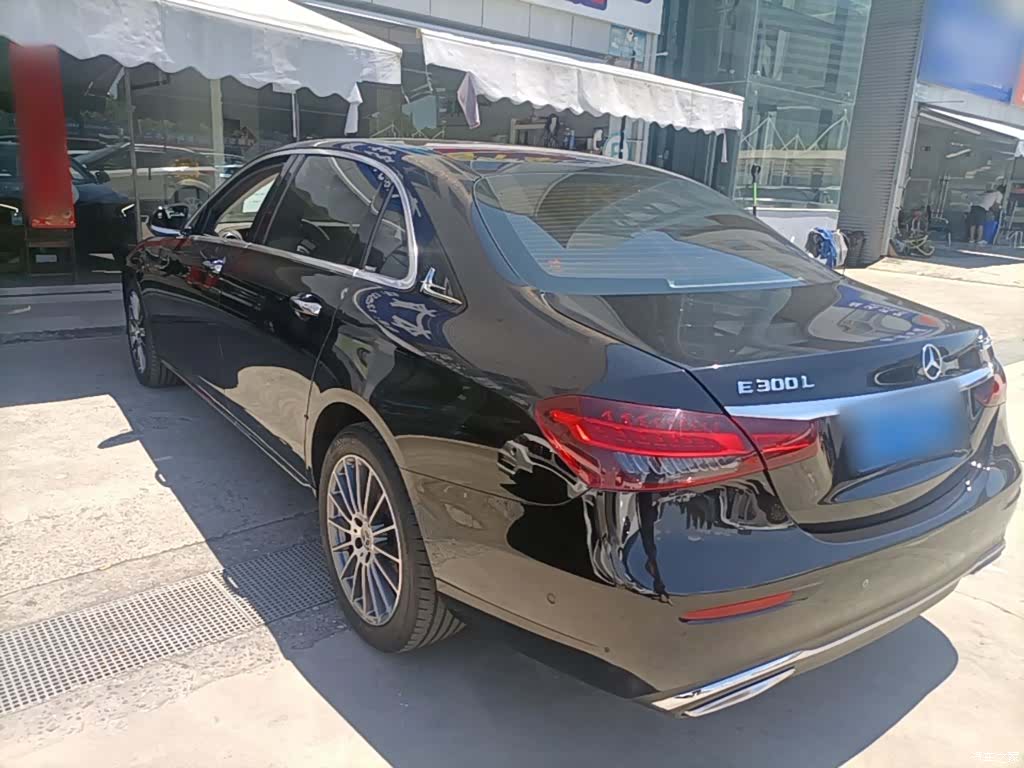 Mercedes-Benz E-Class, 2023 все фото