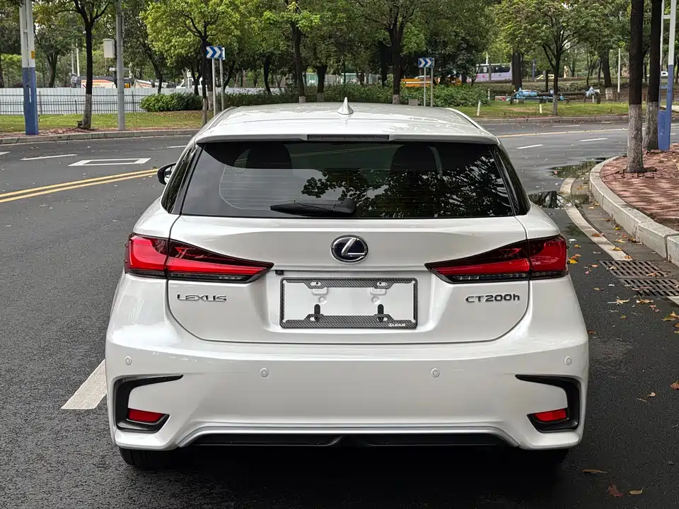 Lexus CT