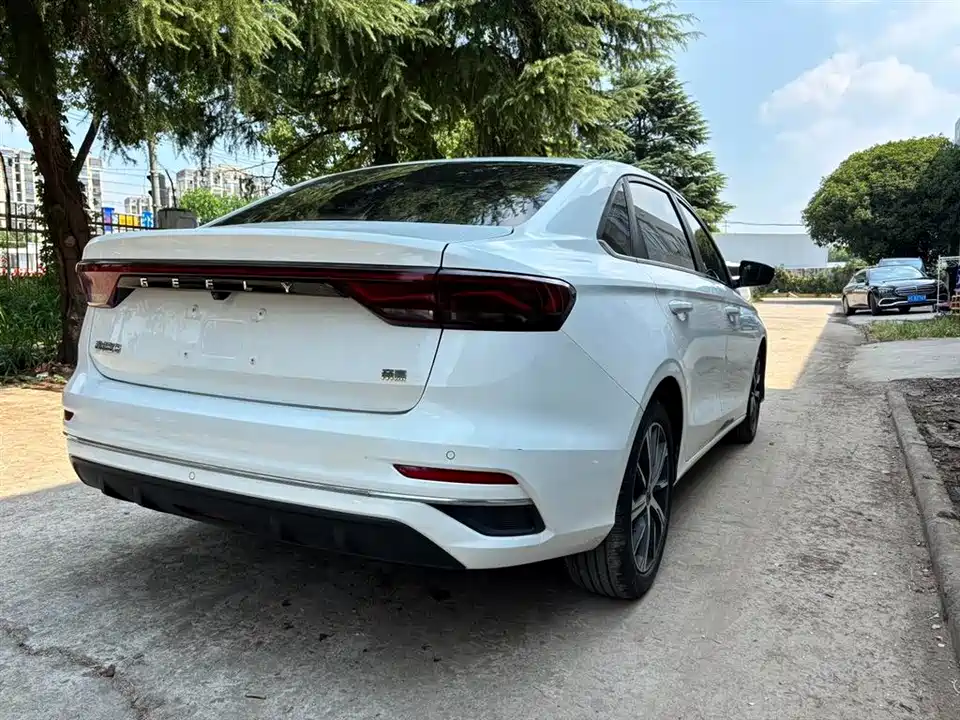 Geely Emgrand