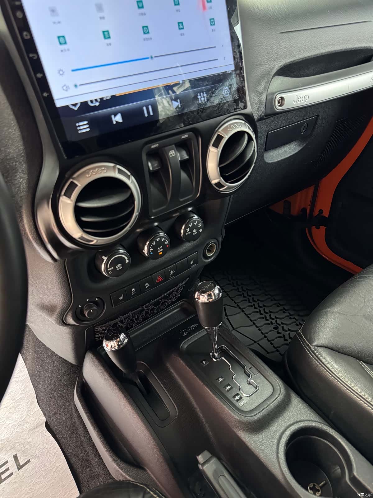 Jeep Wrangler, 2013 13