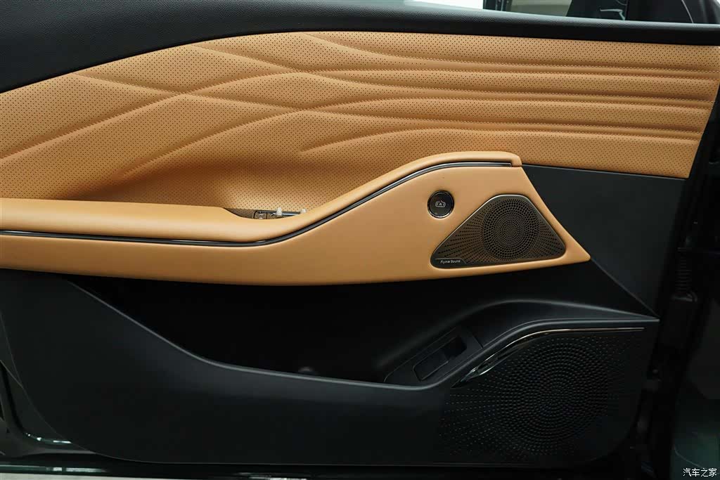 Geely 8, 2025 19