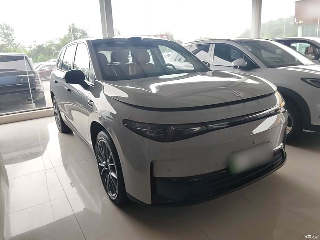 Leapmotor C10, 2025 4