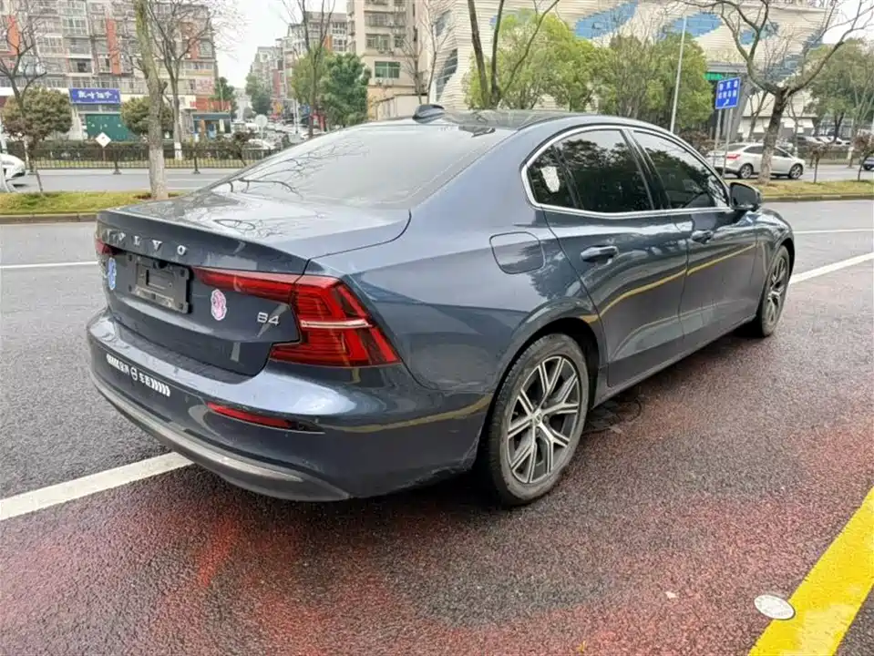 Volvo S60