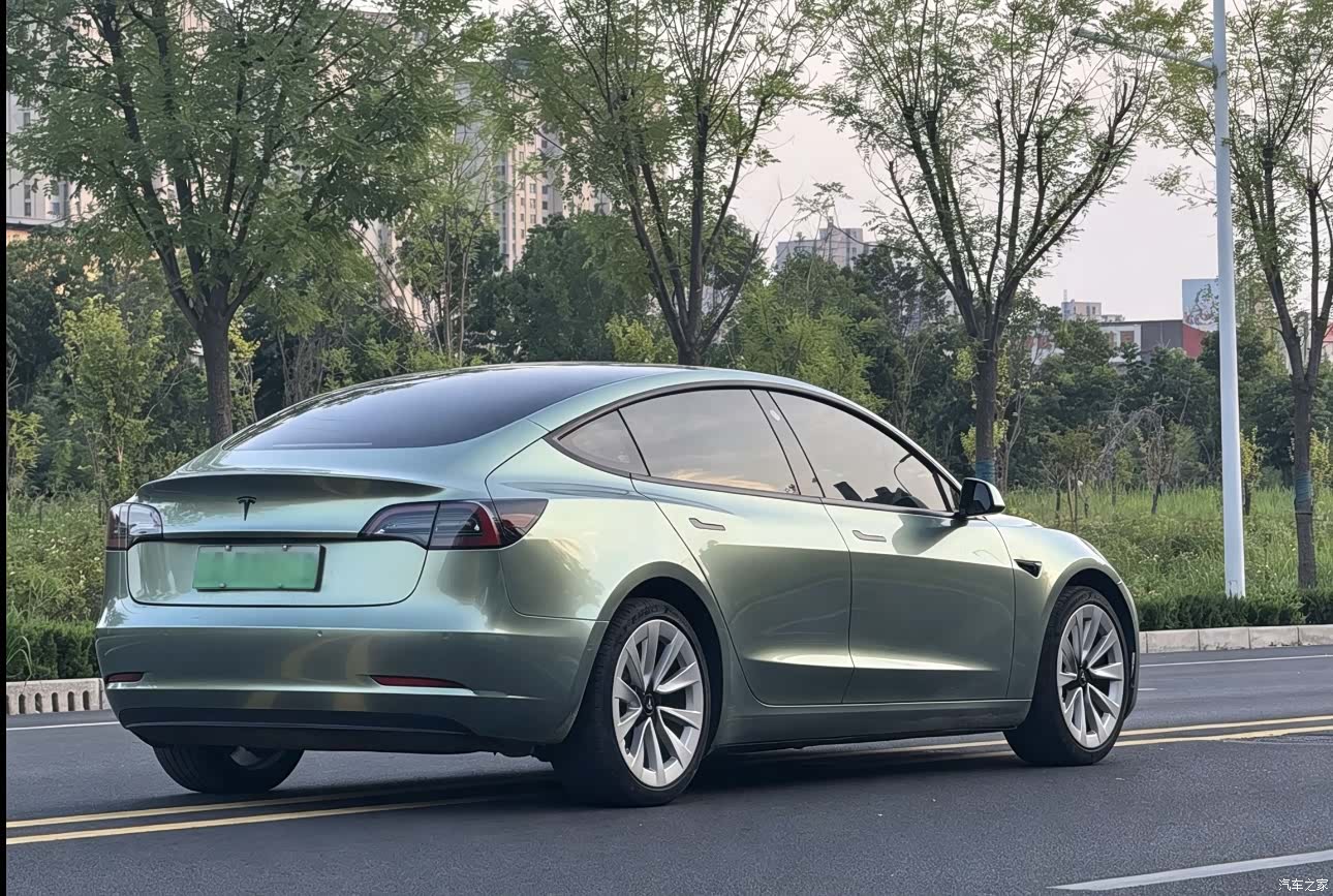 Tesla Model 3, 2023 9