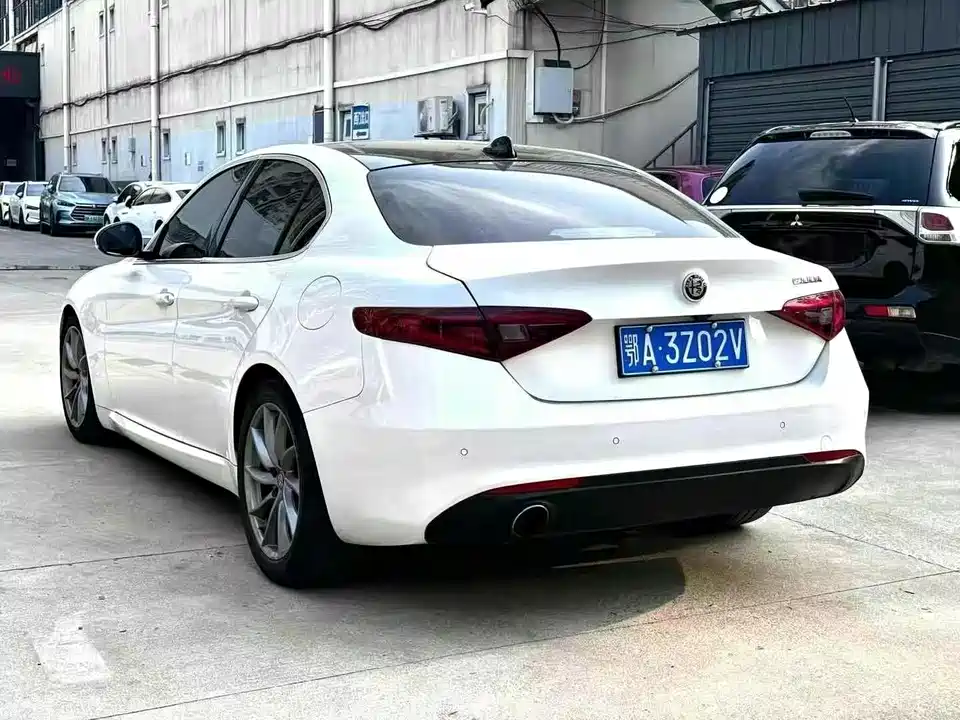 Alfa Romeo Giulia