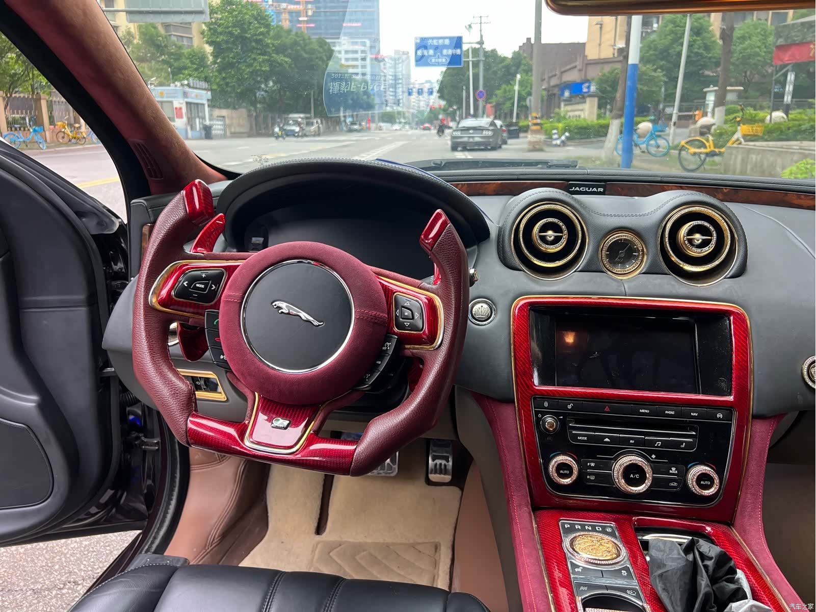 Jaguar XJ, 2014 25