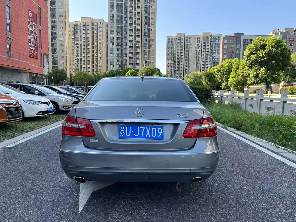 Mercedes-Benz E-class Mercedes-Benz E-class