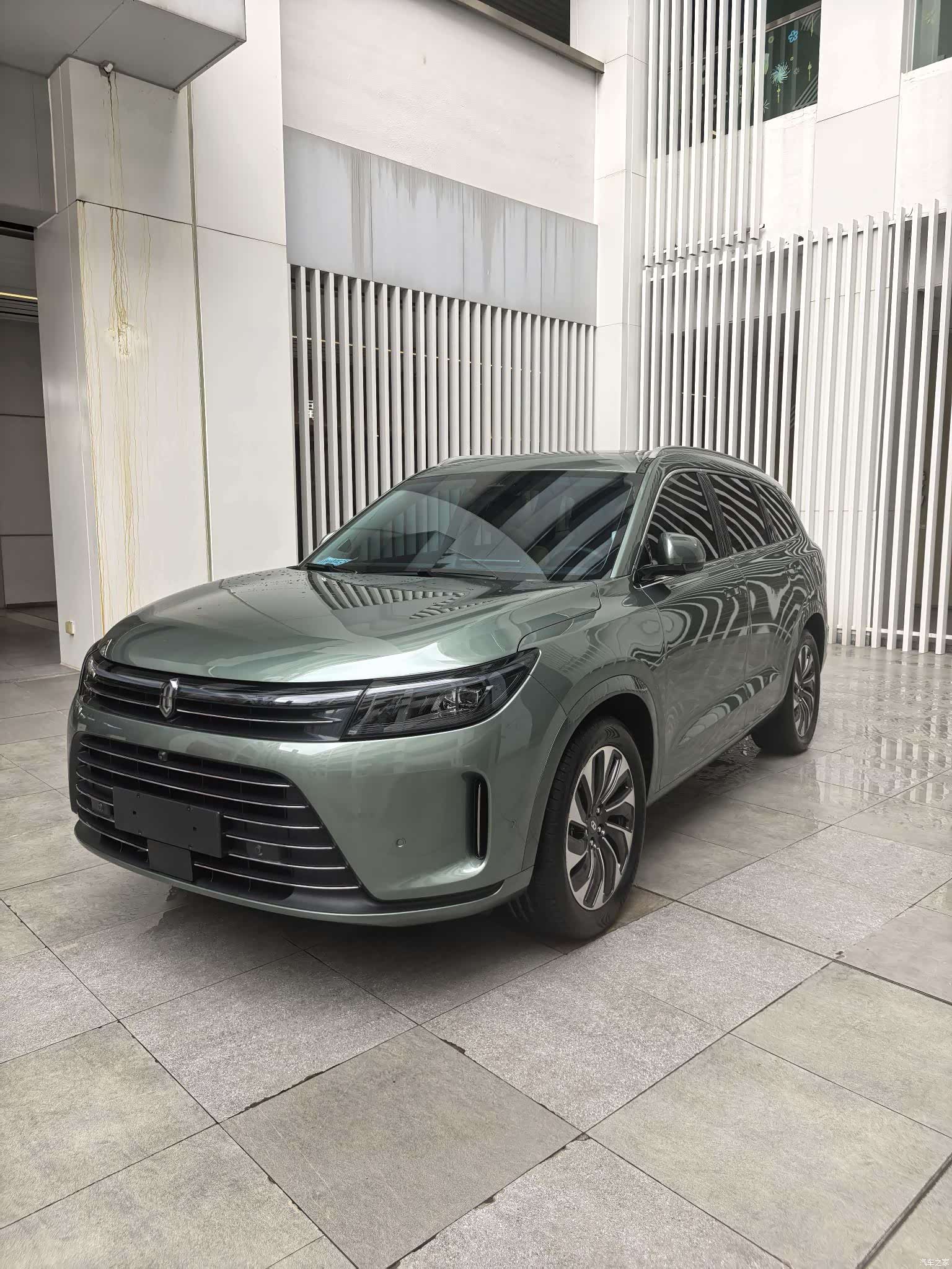 AITO M7, 2022 1