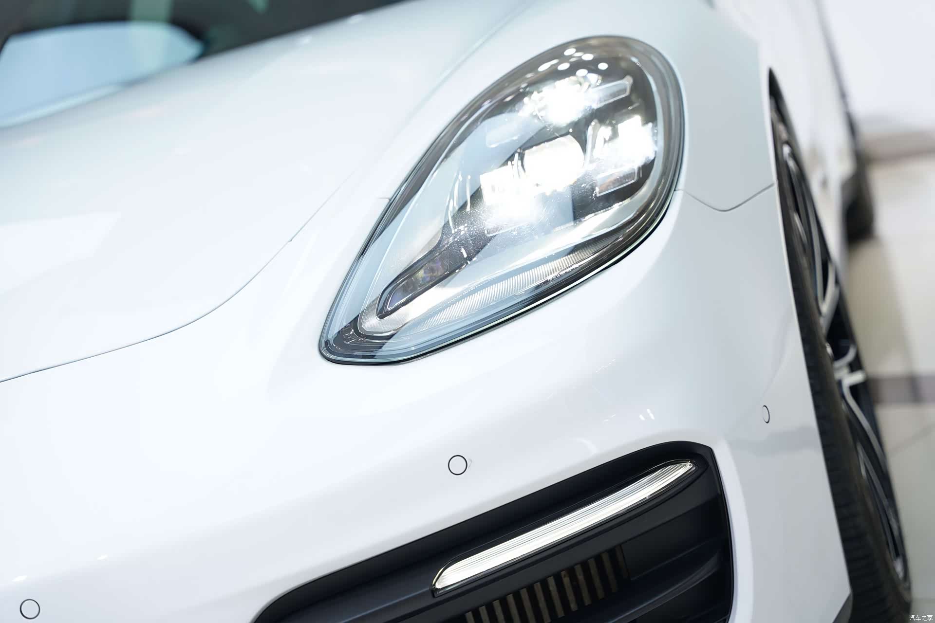 Porsche Panamera, 2022 9