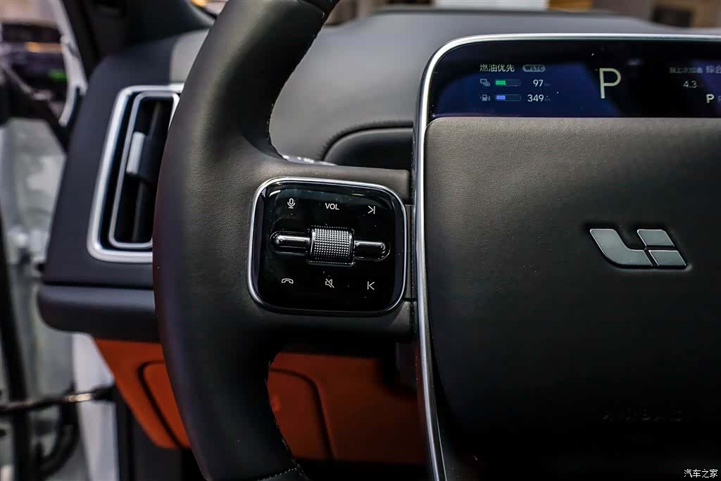 Li Auto L9, 2025 28