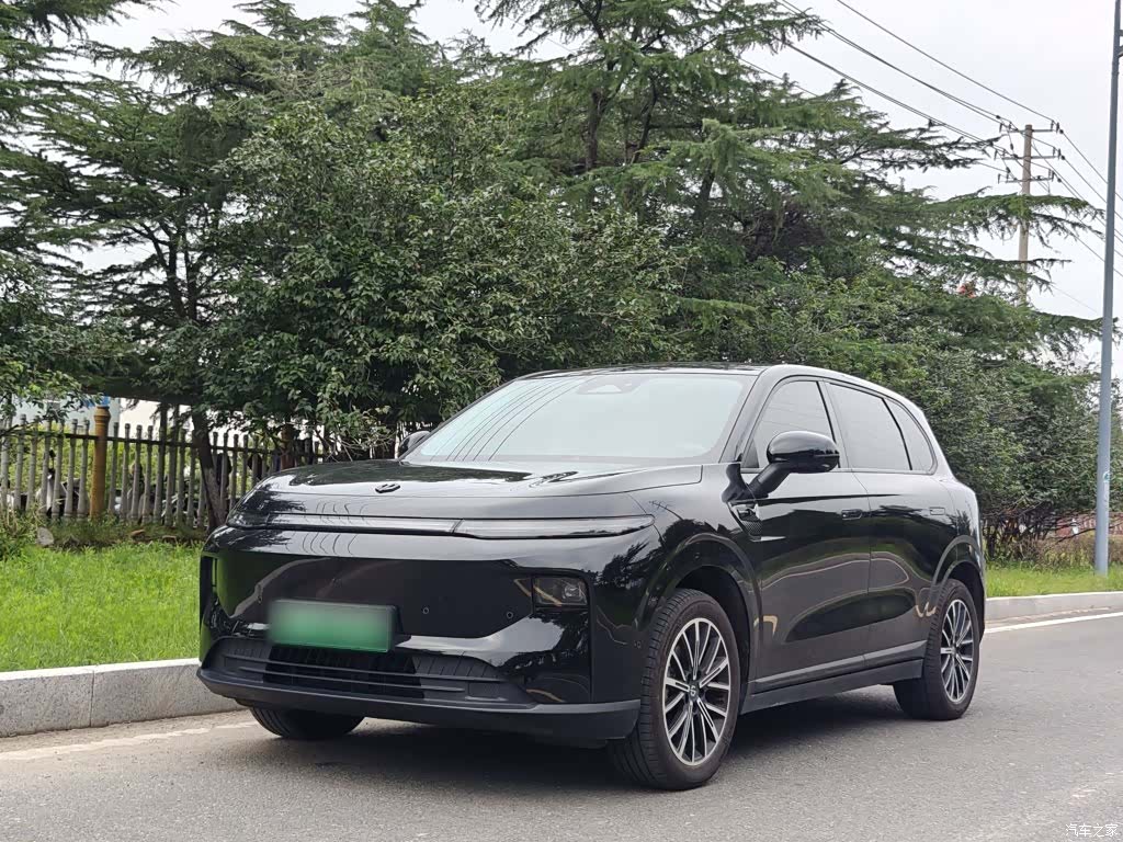 Leapmotor B10, 2025 1