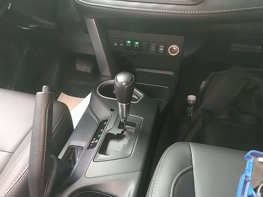 Toyota RAV4, 2016 14