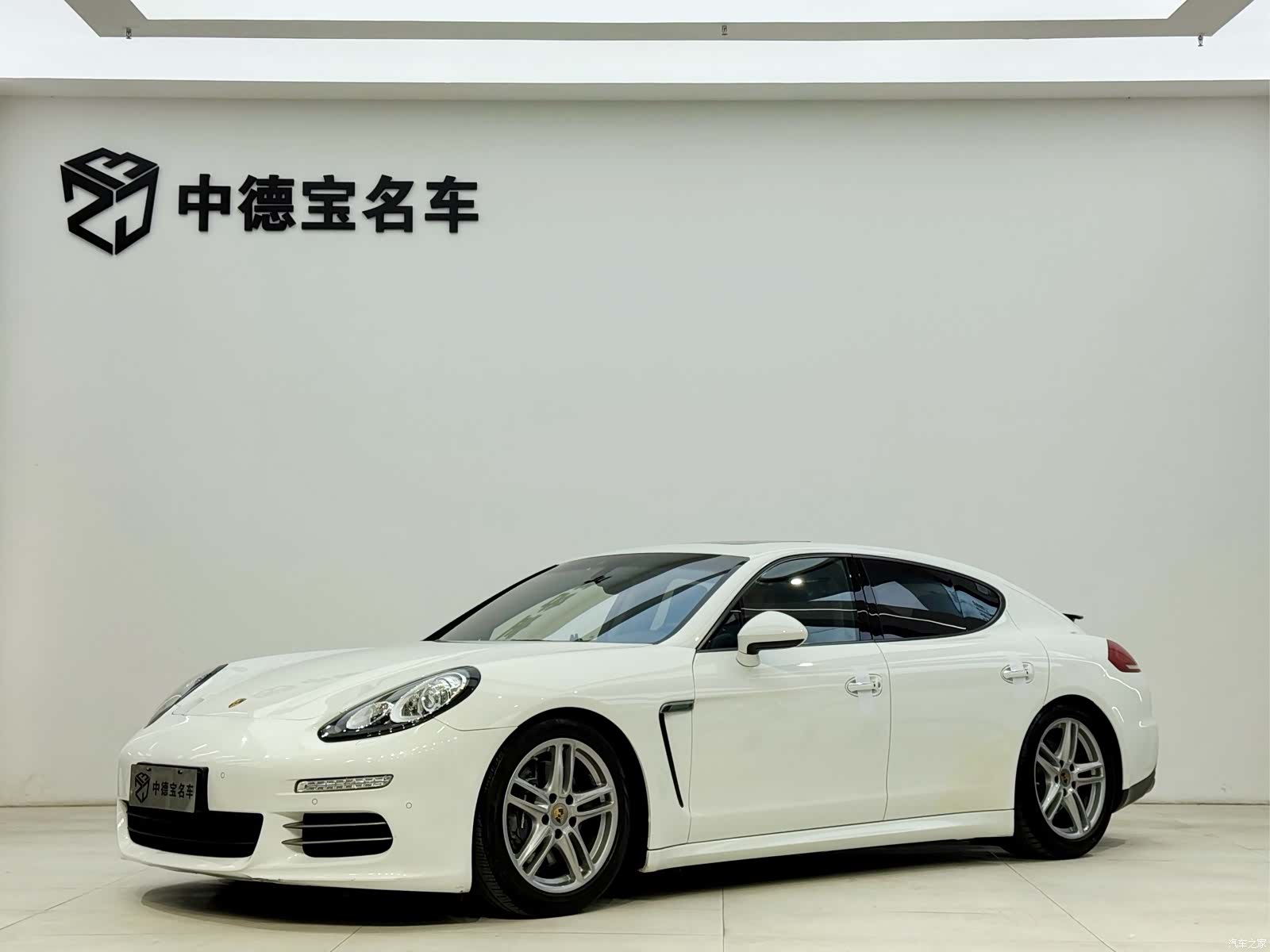 Porsche Panamera, 2015 1