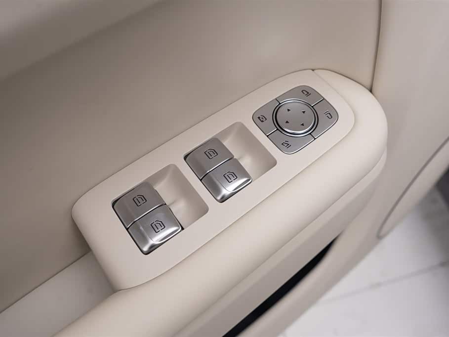 Li Auto Ideal L7