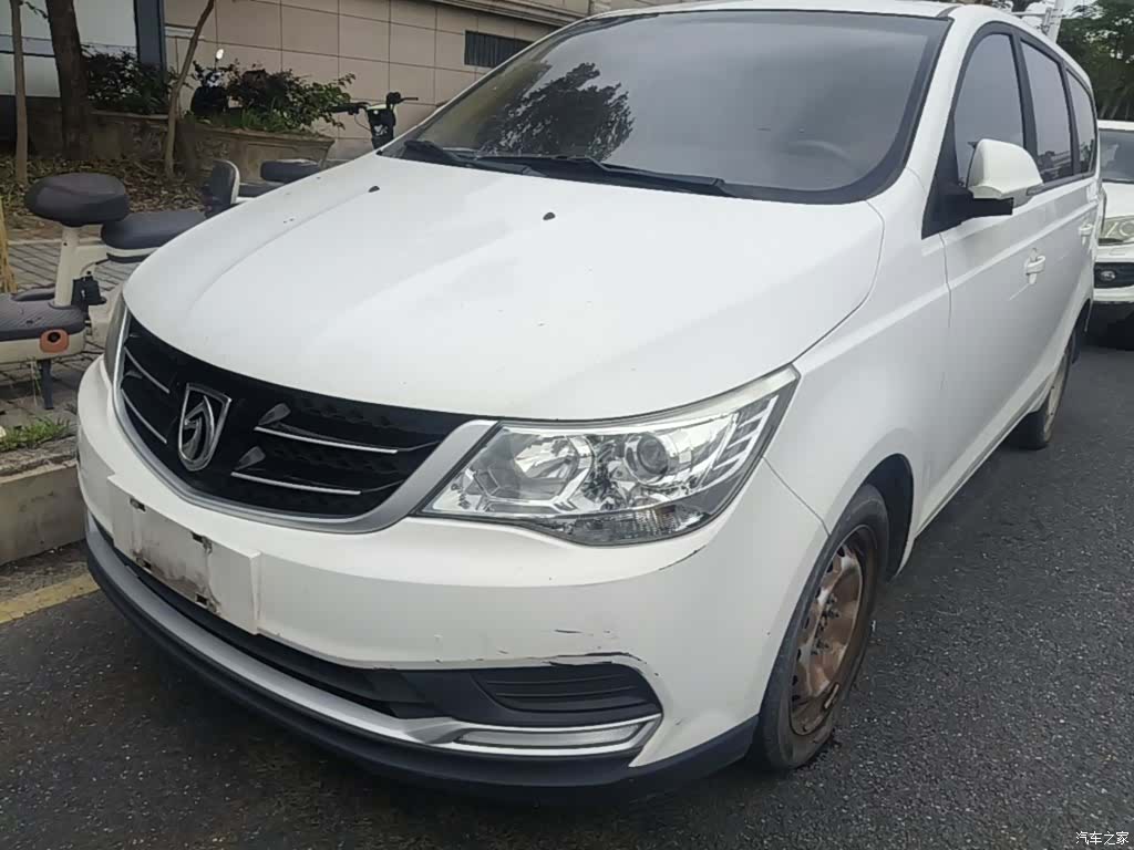 Wuling 730, 2017 2