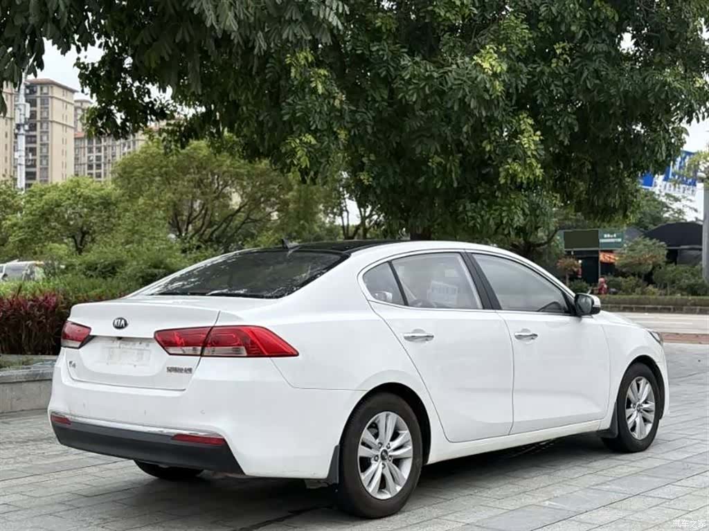 Kia K4, 2015 9