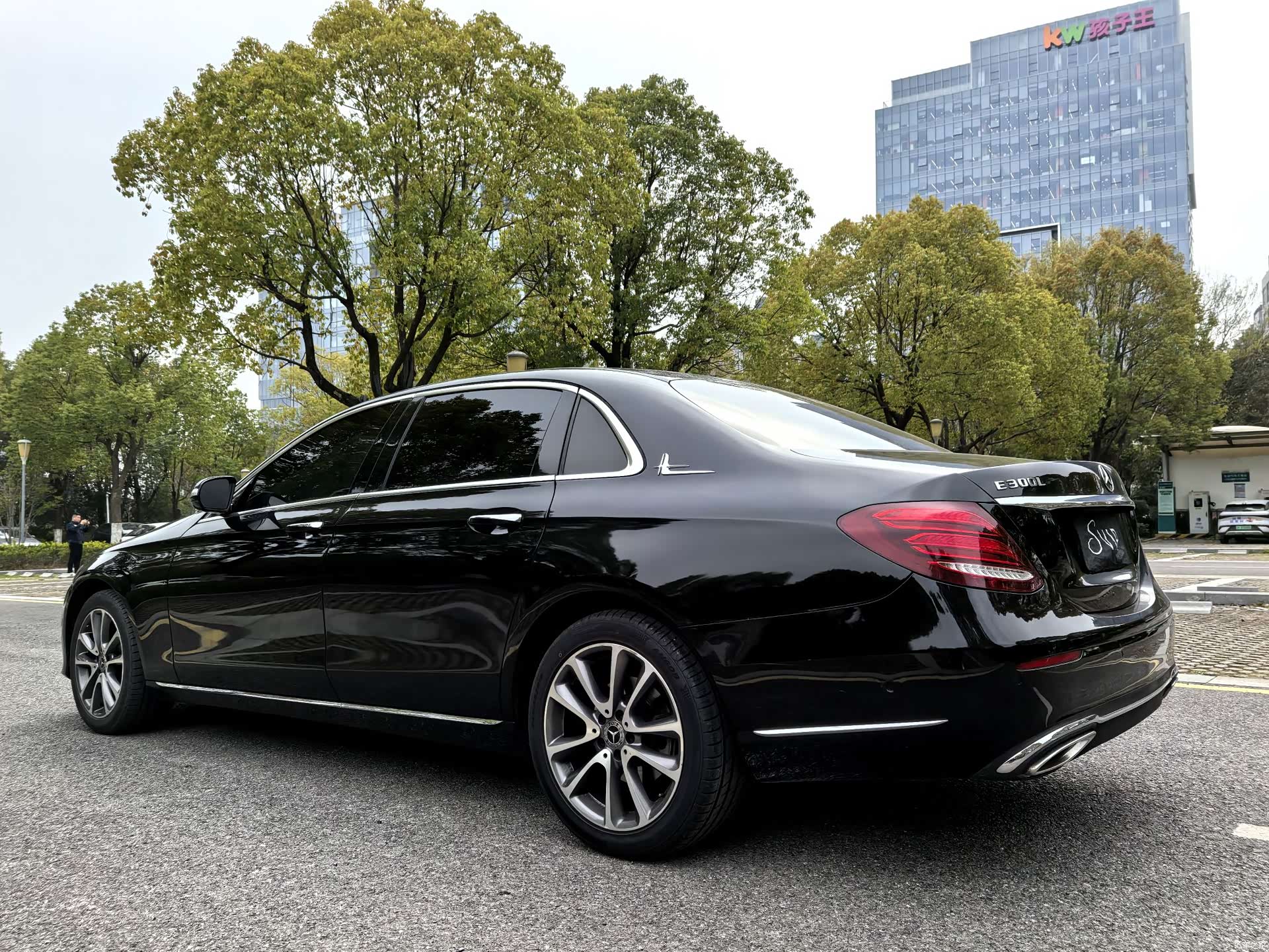 Mercedes-Benz E-Class, 2019 13