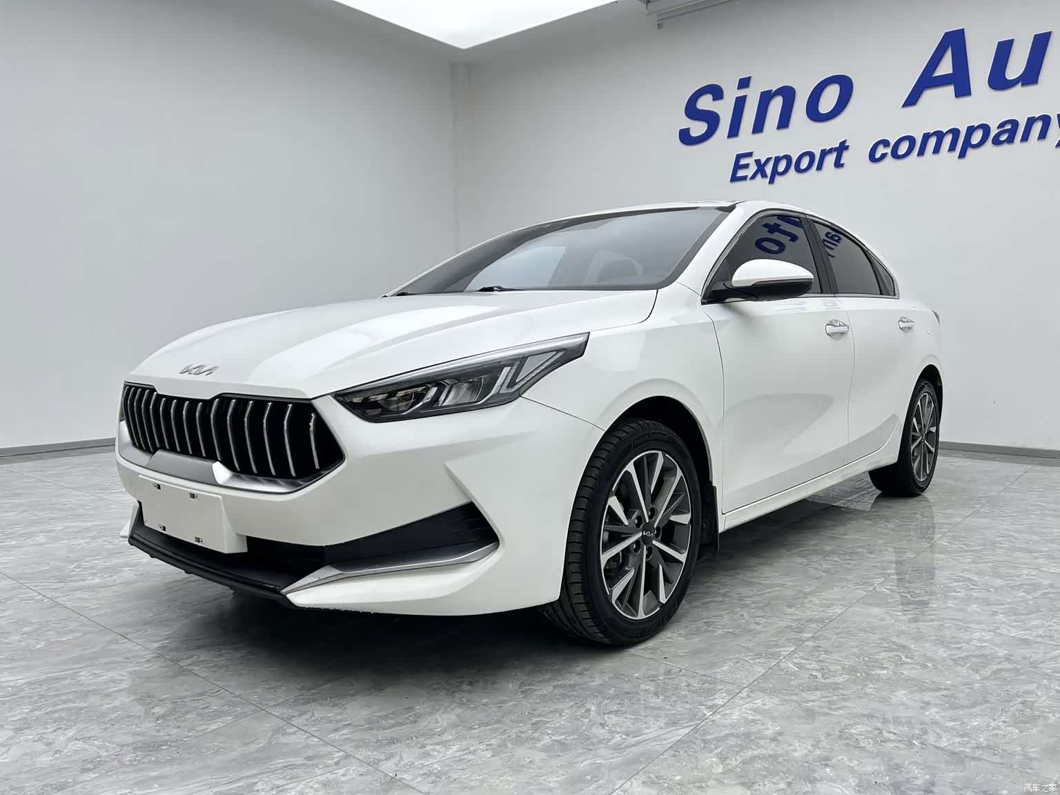 Kia K3, 2022 1