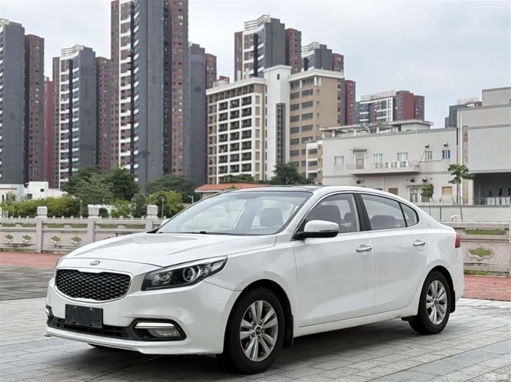 Kia K4, 2015 1