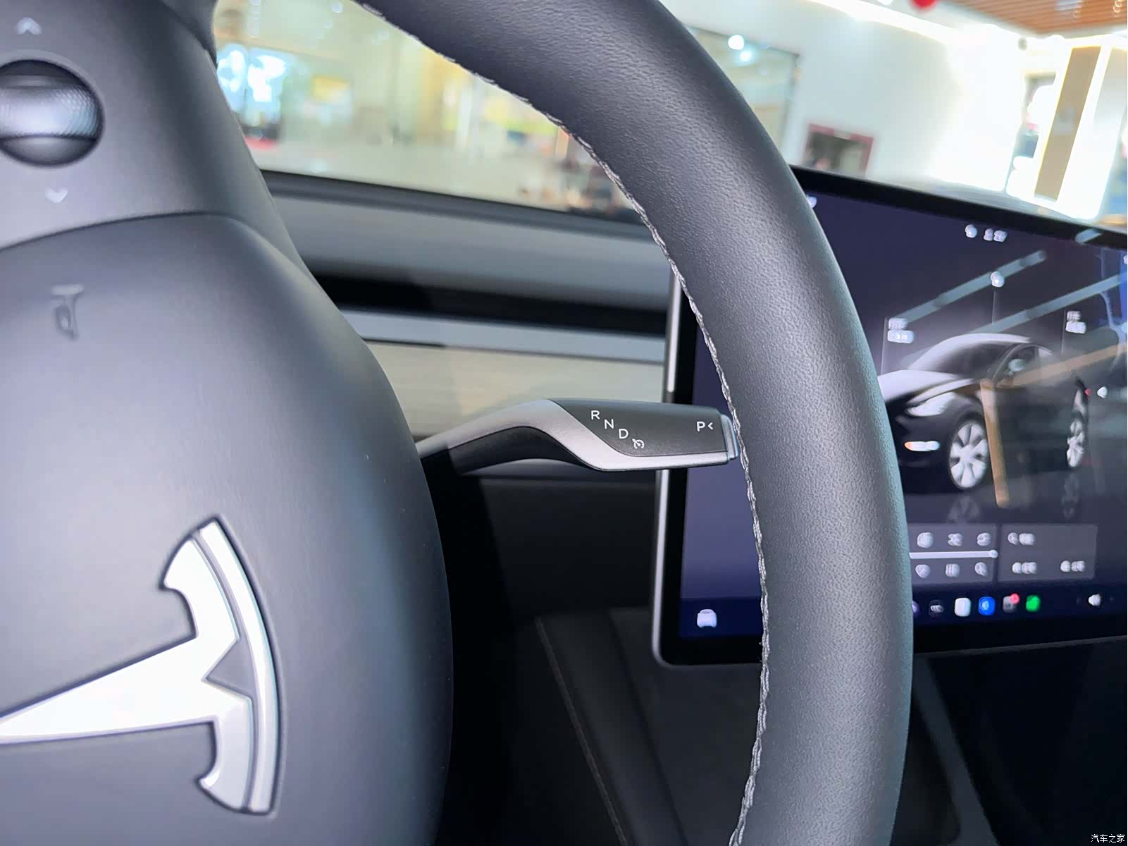 Tesla Model Y, 2023 10