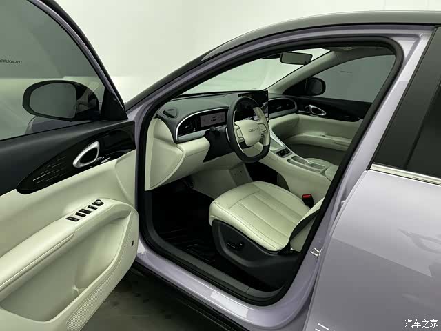 Geely Xingyuan, 2025 11