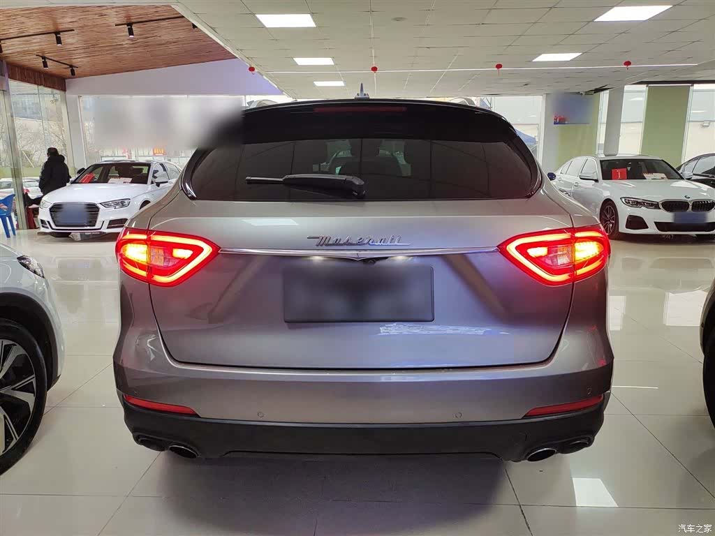 Maserati Levante, 2018 4