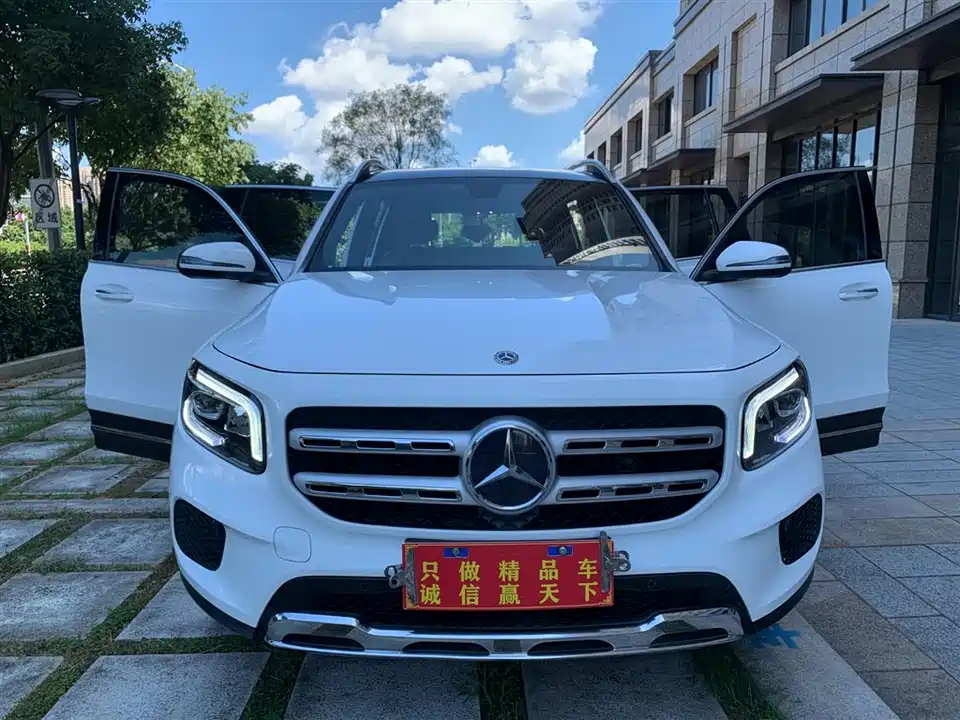 Mercedes-Benz GLB Mercedes-Benz GLB