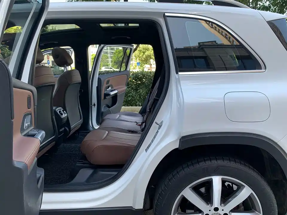 Mercedes-Benz GLB Mercedes-Benz GLB