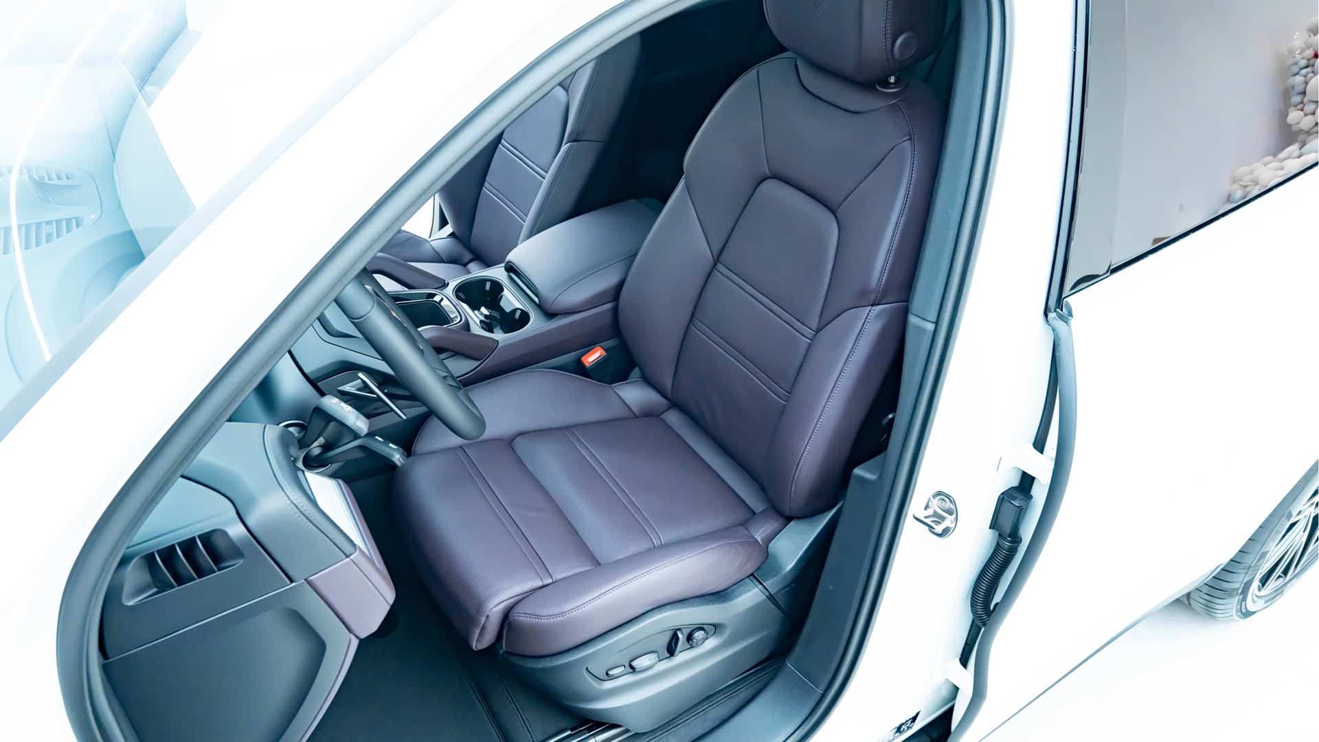 Porsche Cayenne, 2025 7