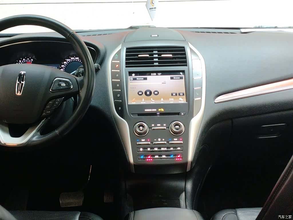 Lincoln MKC, 2019 8