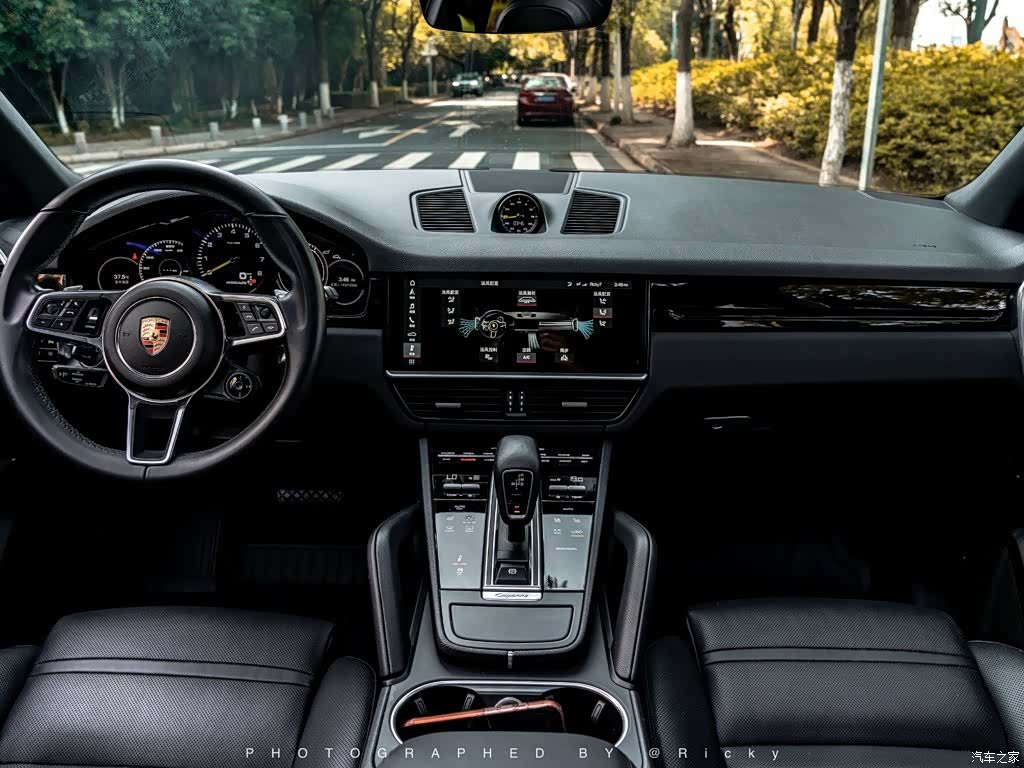 Porsche Cayenne, 2019 3