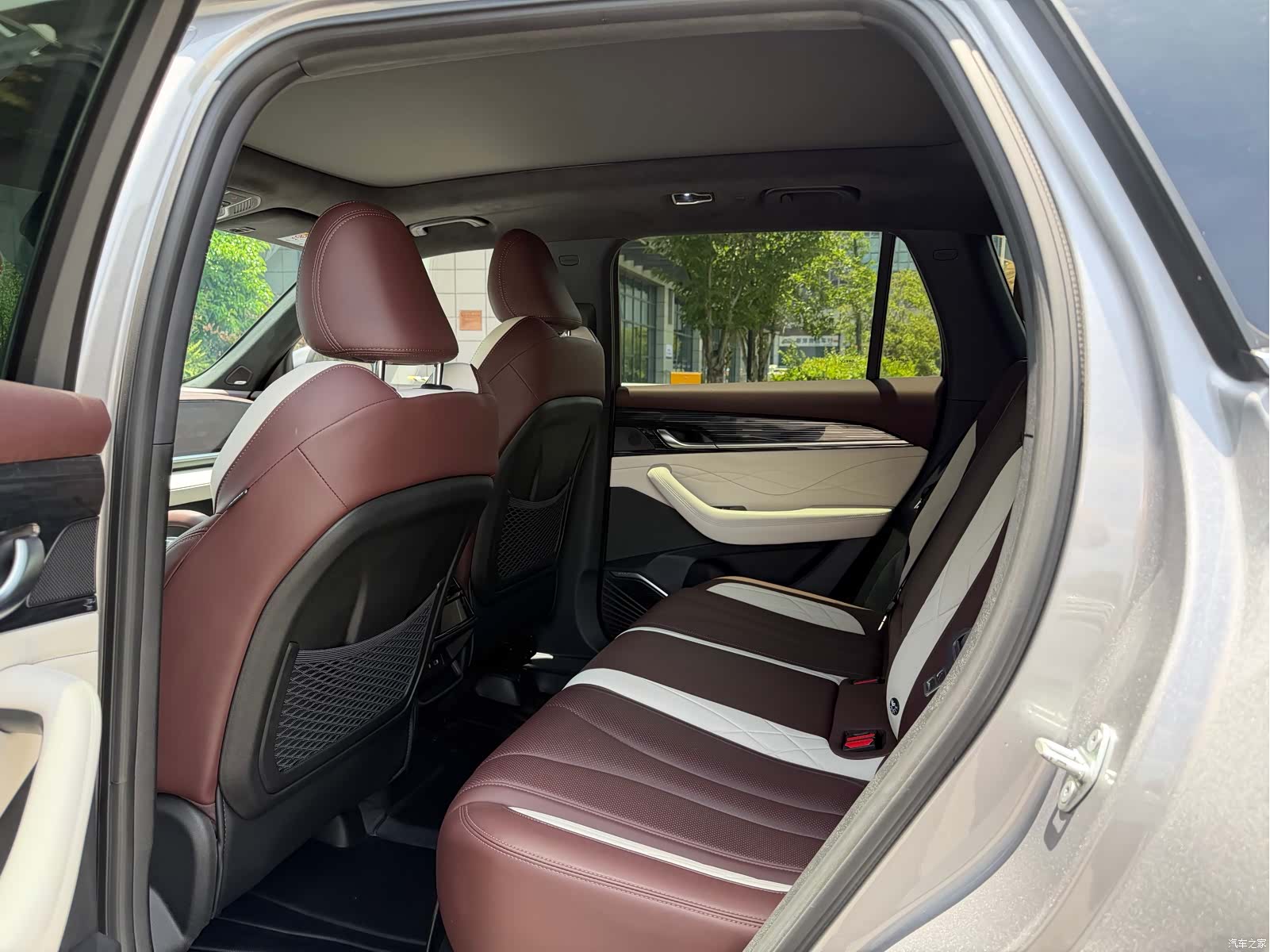 Geely Xingyue L, 2022 8