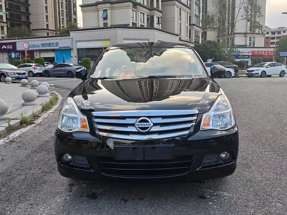 Nissan Xuan Yi