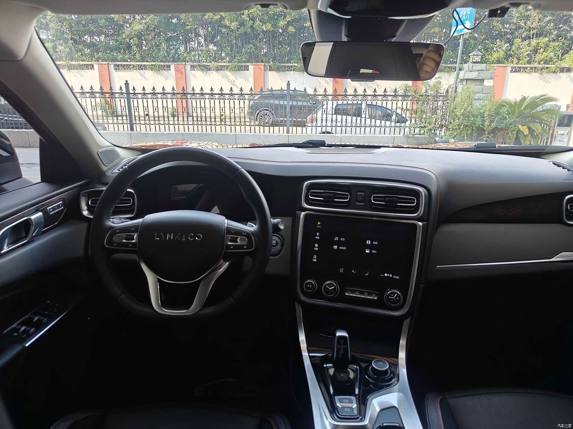 Lynk & Co 01, 2018 12