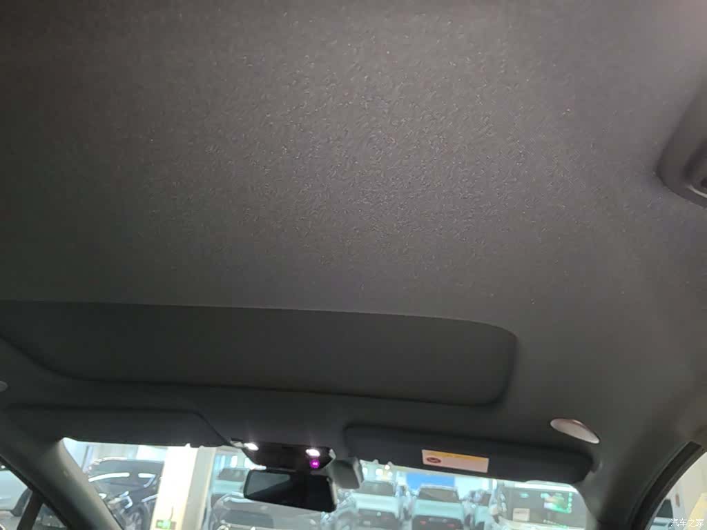 Li Auto i8, 2025 18