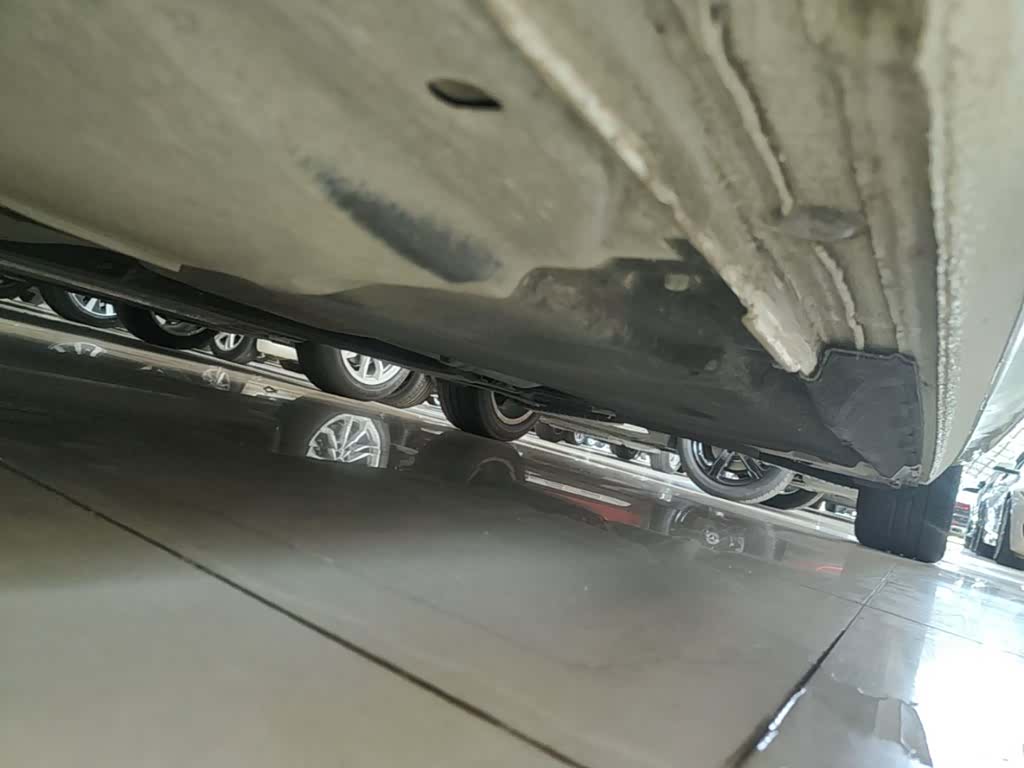 Audi A4L, 2019 22