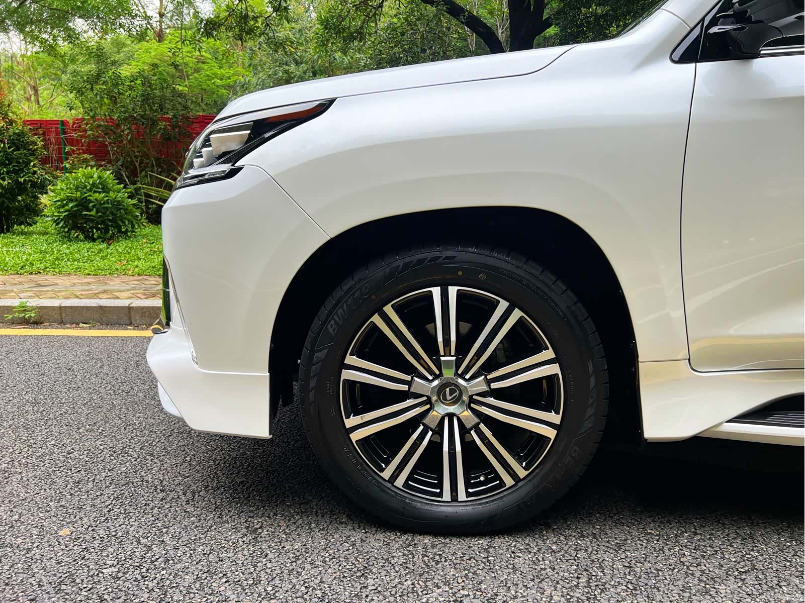 Lexus LX, 2019 20