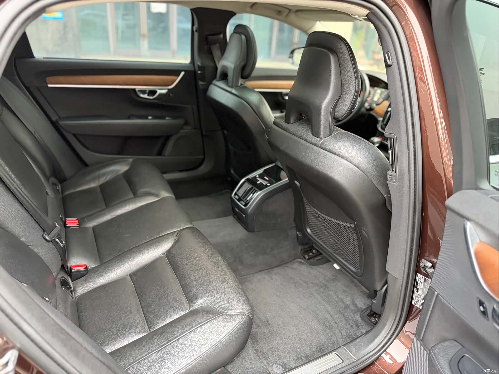 Volvo S90, 2017 15