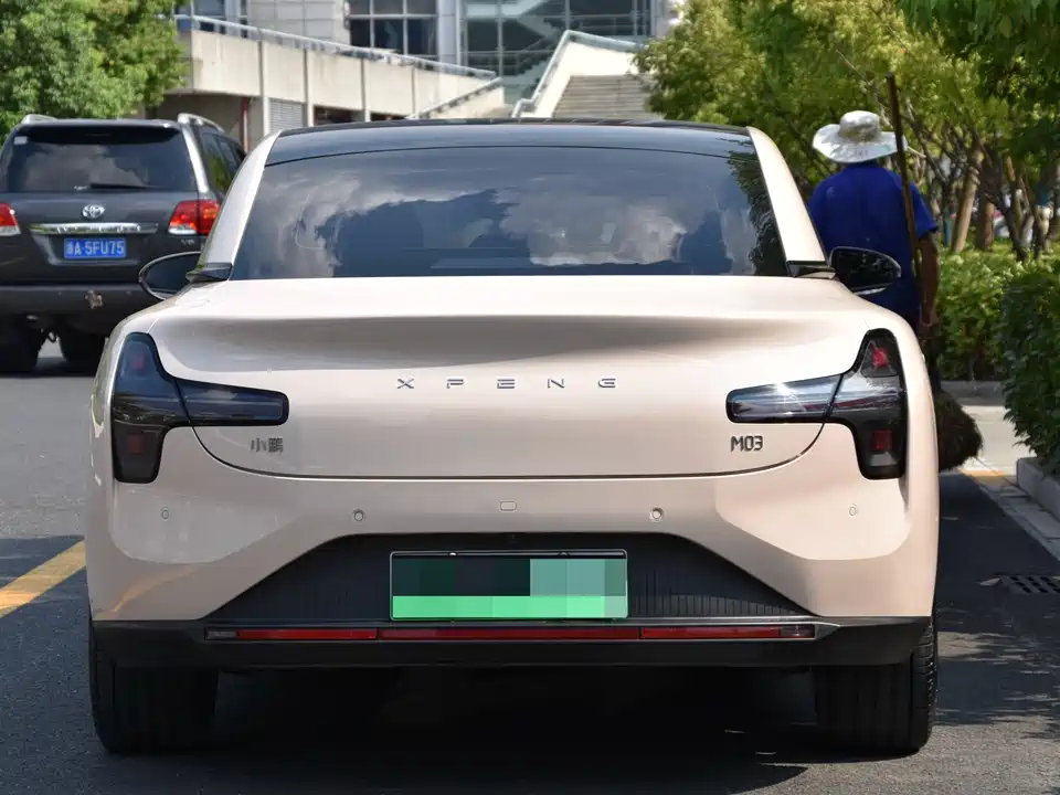 XPENG MONA M03